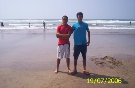 kangoul lik dima mateb9ach dafer dik la poitrine 3andek